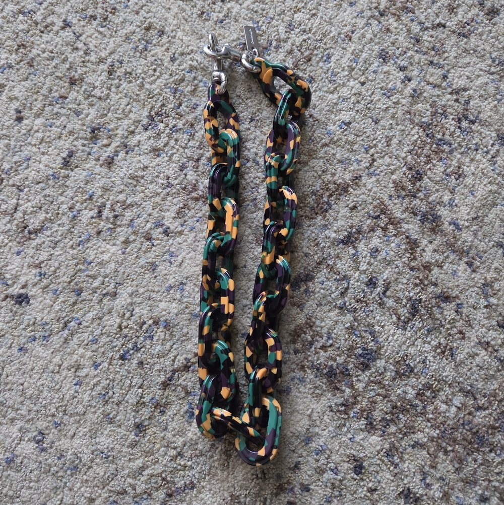 Coachtopia Resin Chain Strap